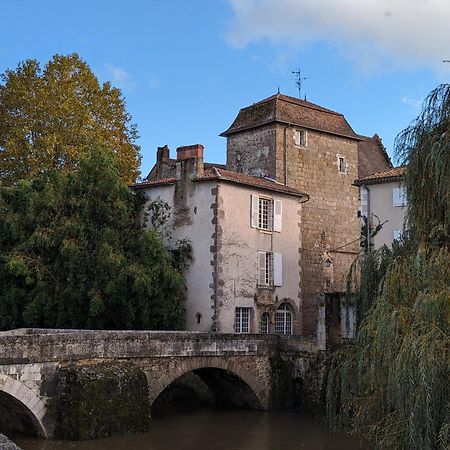 孔佛朗Manoir Des Arts住宿加早餐旅馆 外观 照片