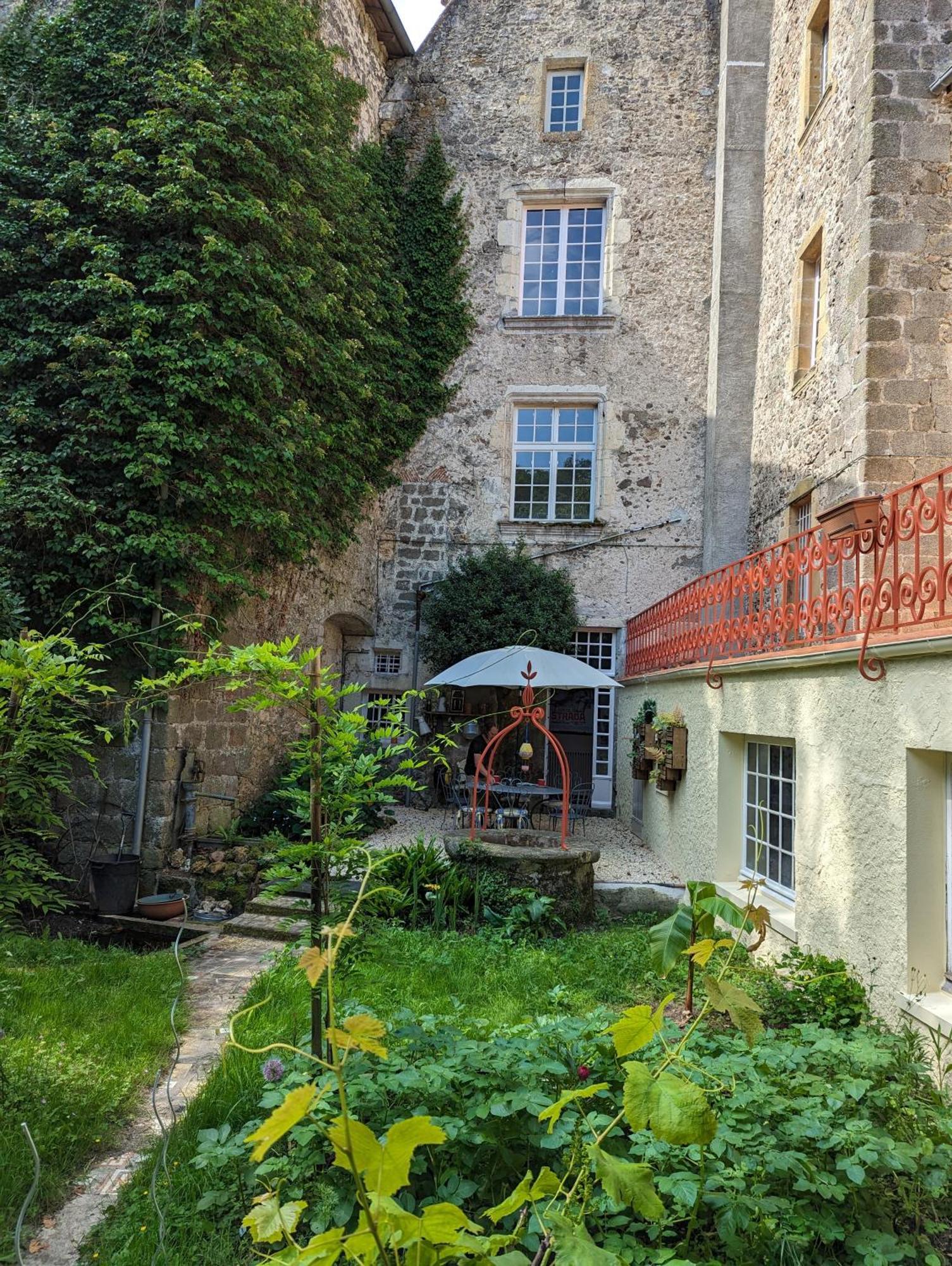 孔佛朗Manoir Des Arts住宿加早餐旅馆 外观 照片
